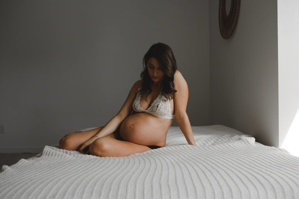 Stunning Pregnant Brunette - Leaked Boudoir #mNlrO56p